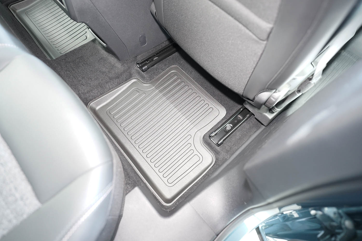 Covorase auto tip tavita Peugeot 3008 III Hybrid fabricatie 04.2024 - prezent, caroserie suv #1 - Auto Alorria