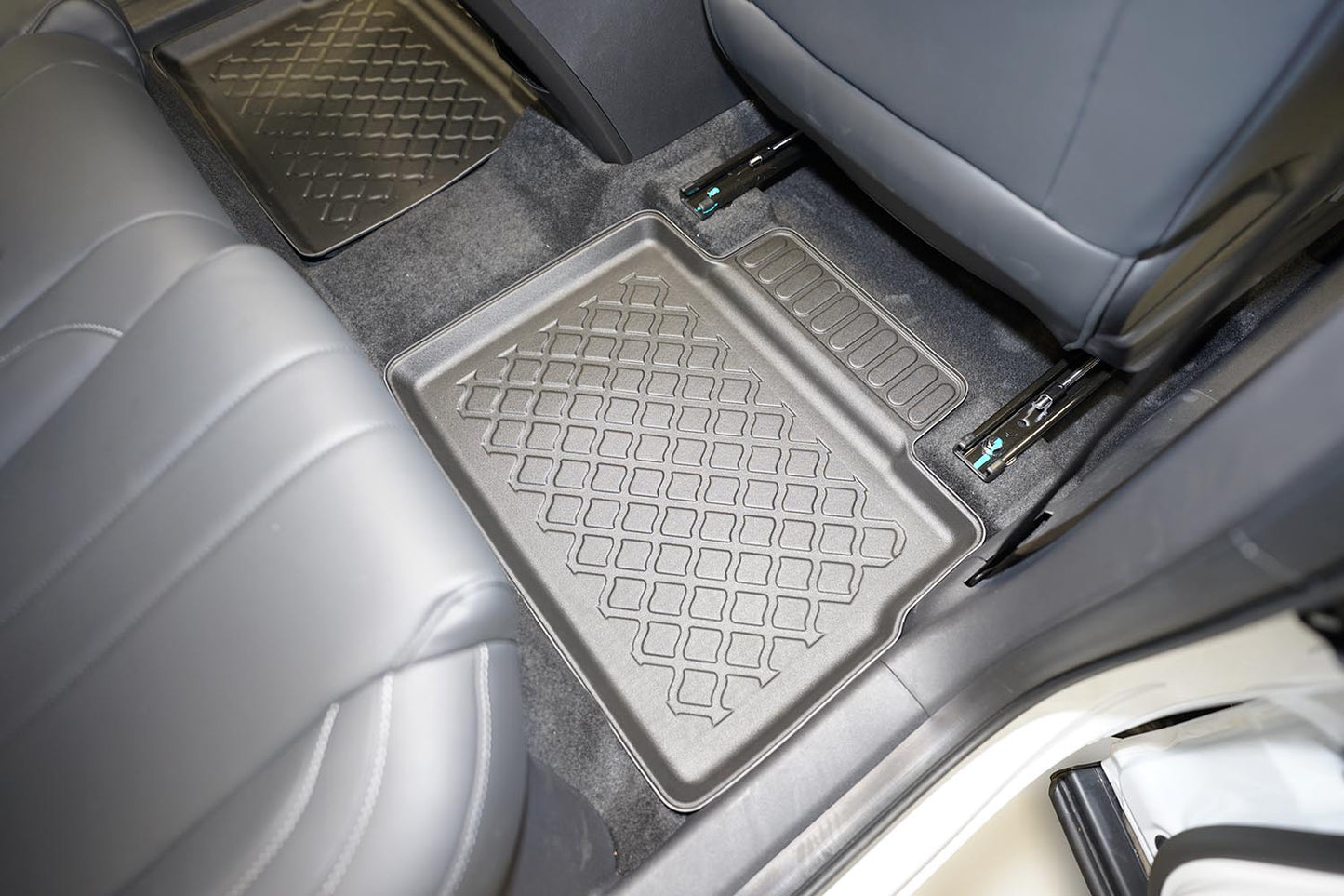 Covorase auto tip tavita Jaecoo J7 fabricatie 2024 - prezent, caroserie suv, nu corespunde pentru PHEV #1 - Auto Alorria