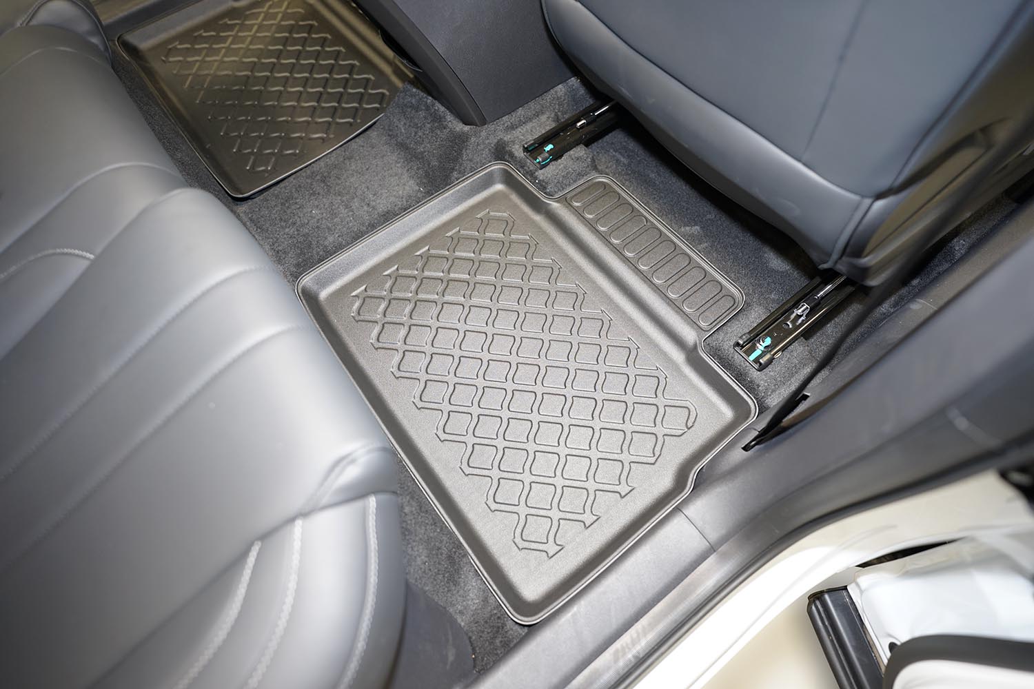 Covorase auto tip tavita Jaecoo J7 fabricatie 2024 - prezent, caroserie suv, nu corespunde pentru PHEV #1 - Auto Alorria