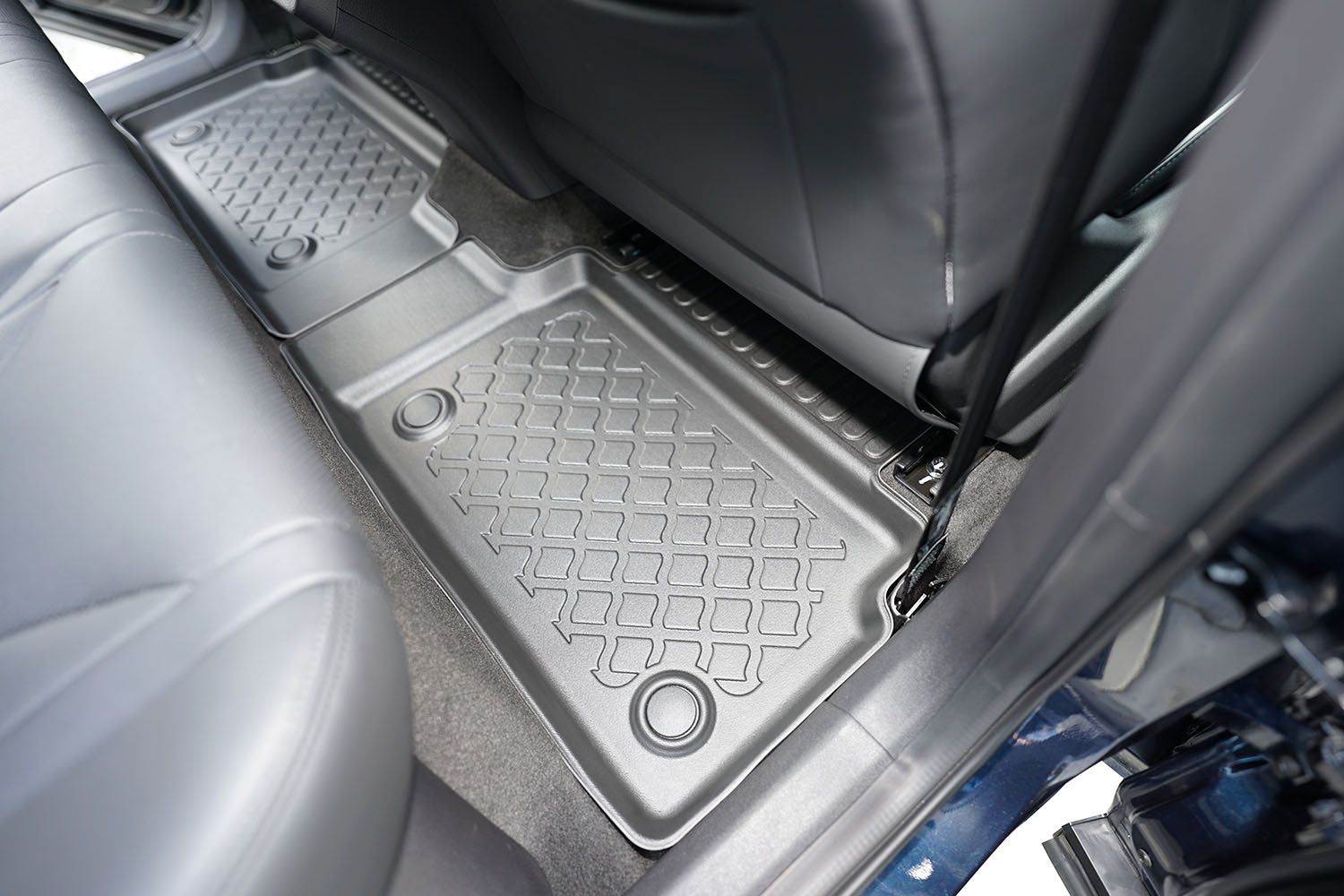 Covorase auto tip tavita Omoda E5 fabricatie 02.2024 - prezent, caroserie suv #1 - Auto Alorria