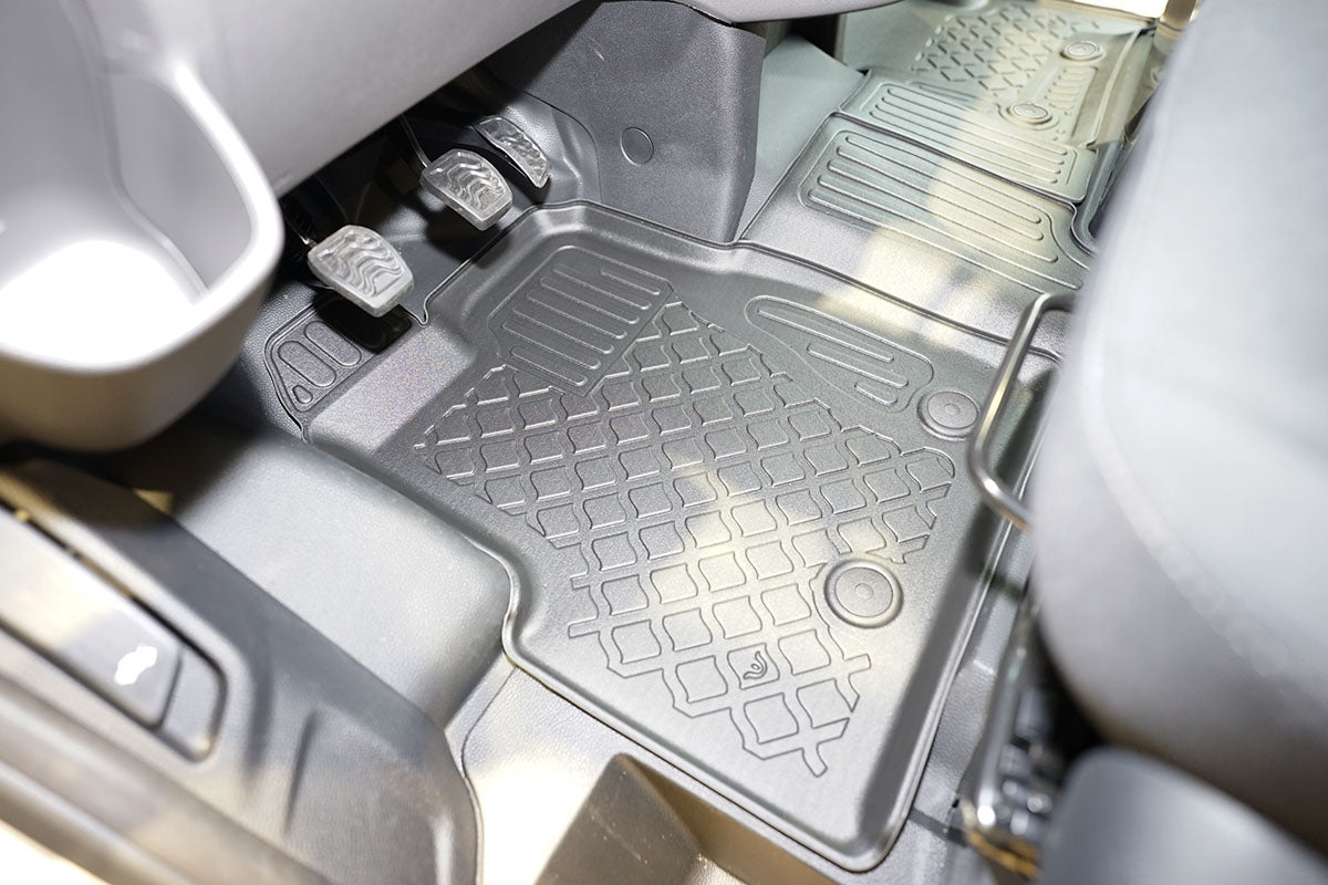 Covorase auto tip tavita Ford Transit Custom, an fabricatie 01.2013 - 06.2023, caroserie van 2-3 locuri, ampatament scurt si lung, cutie manuala | 653125