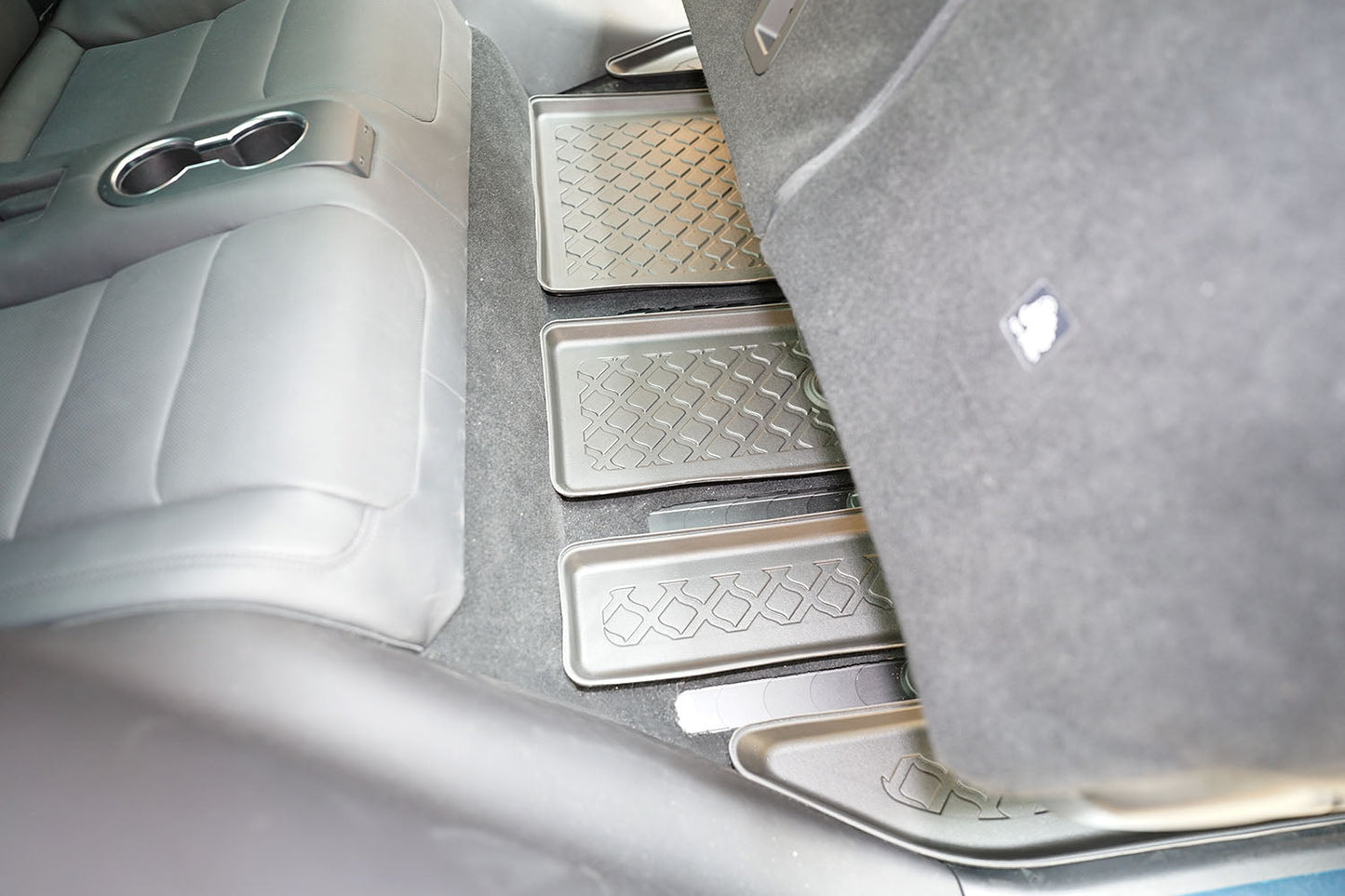 Covorase auto tip tavita Tesla Model X Facelift, an fabricatie 01.2021 - prezent, caroserie suv 5-7 locuri, randul 2 si randul 3 | 683875