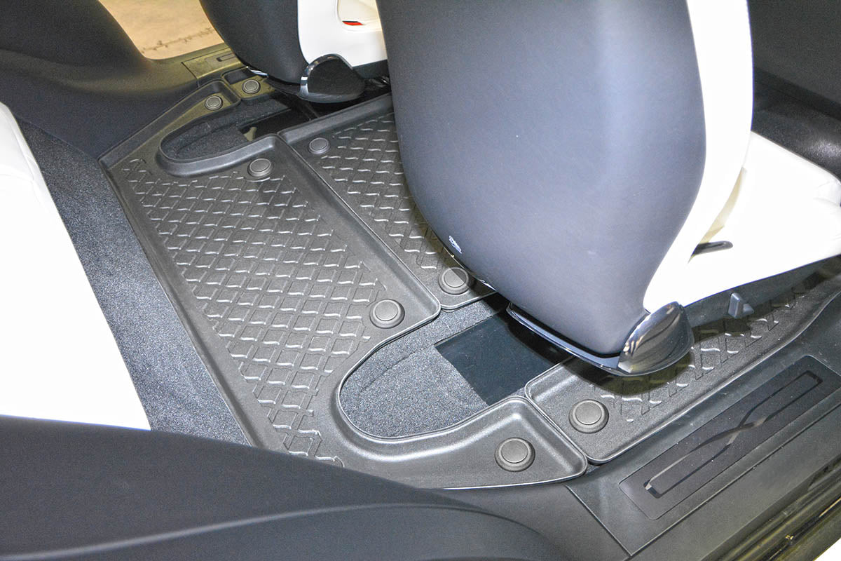 Covorase tip tavita Tesla Model X, caroserie SUV, fabricatie 10.2016 - prezent, 6 locuri, rand 3 - 2