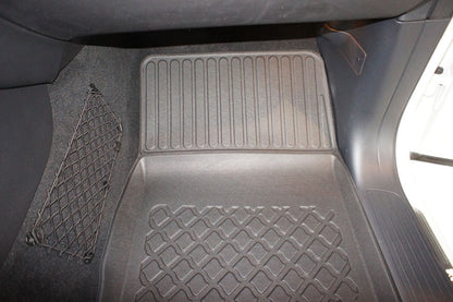 Covorase tip tavita Mercedes GLE I W166, caroserie SUV, fabricatie 06.2015 - 10.2018 - 6