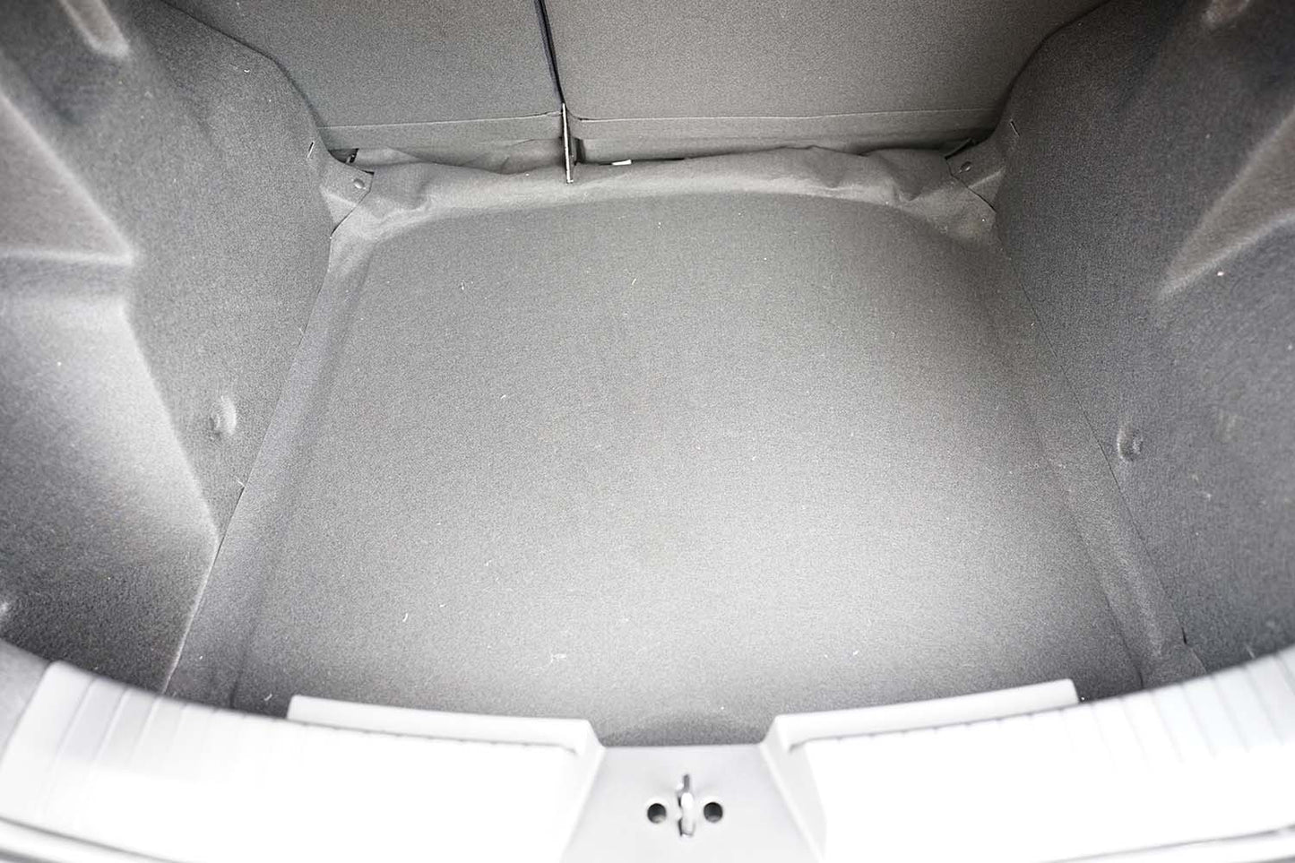Tavita portbagaj Dacia Duster III LPG fabricatie 06.2024 - prezent, caroserie suv, 4x2, portbagaj inferior, fara podea dubla #1