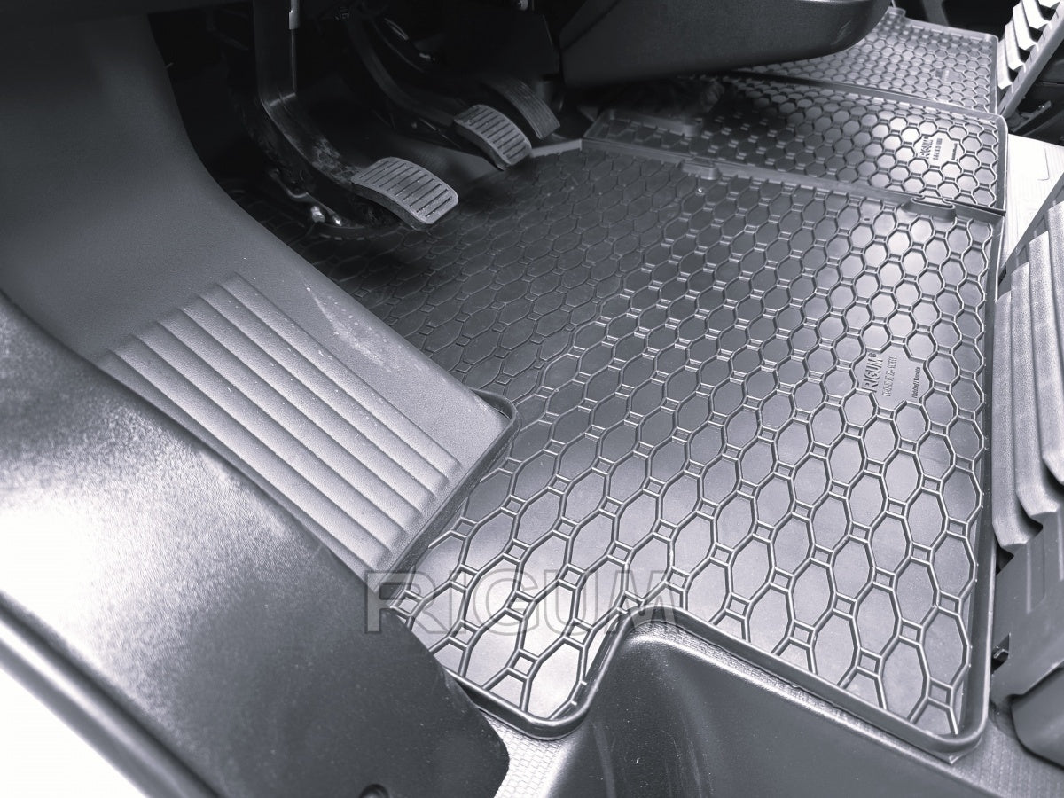 Covorase auto Toyota Proace Max fabricatie 2024 - prezent, caroserie van, cu cutie de depozitare sub scaun #1