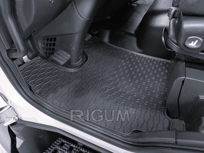 Covorase auto Iveco Eurocargo IV fabricatie 2015 - prezent, caroserie autoutilitara #1