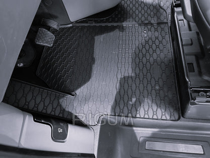 Covorase auto Volkswagen T7 Caravelle fabricatie 2025 - prezent, caroserie van, 2-3 locuri #1 - Auto Alorria