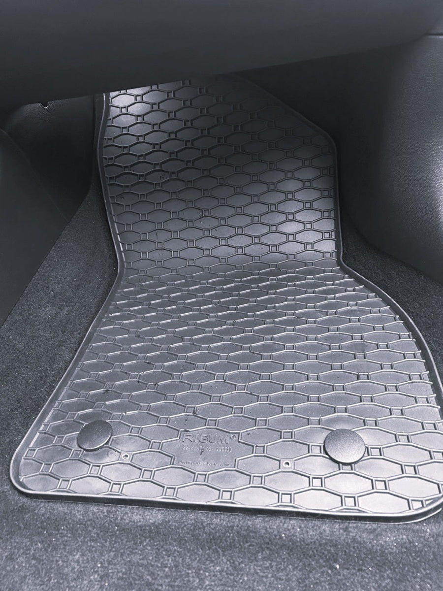 Covorase auto Mini Clubman II fabricatie 10.2015 - prezent, caroserie combi #1 - Auto Alorria