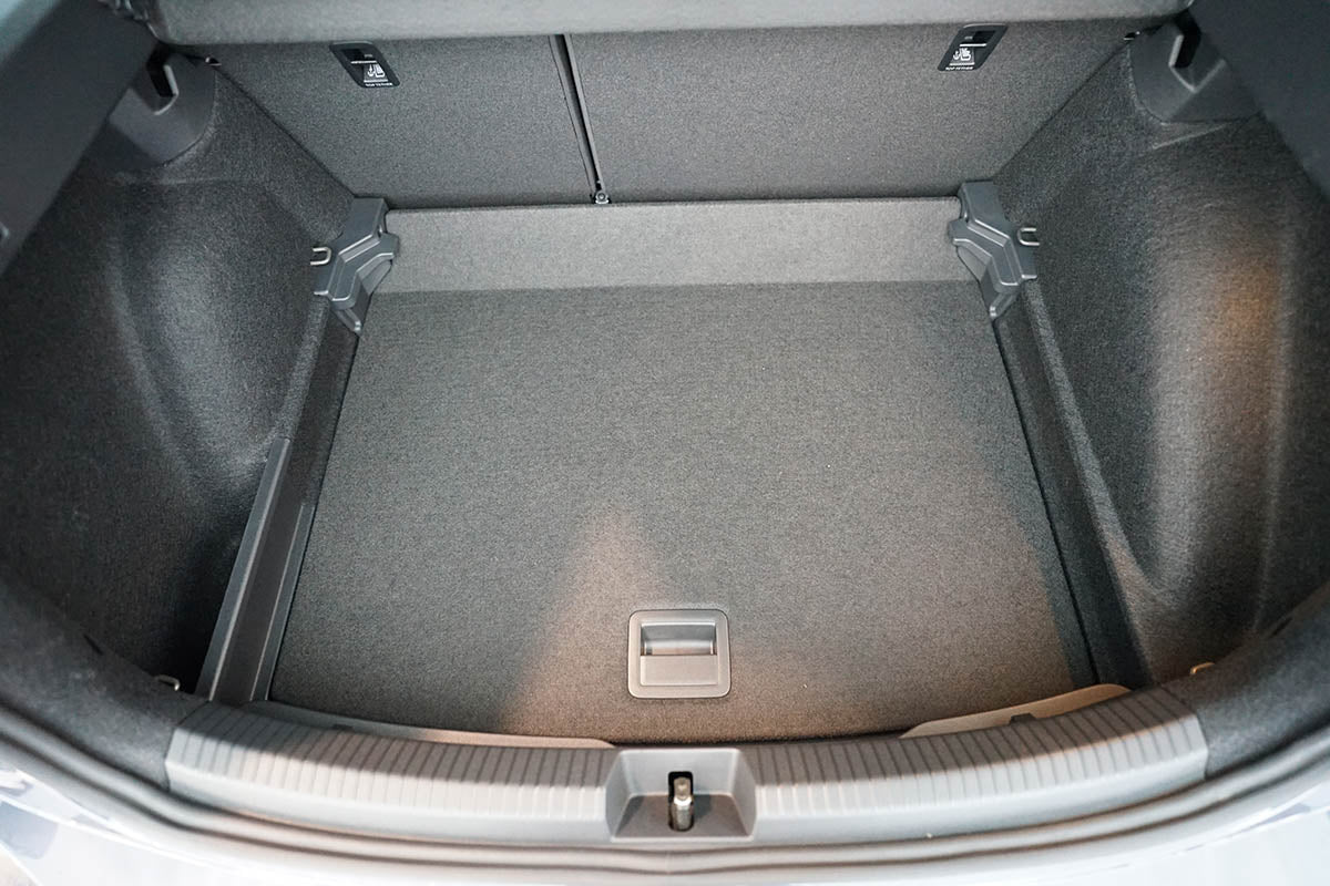 Tavite portbagaj Volkswagen Taigo, caroserie suv, an fabricatie 09.2021 - prezent, portbagaj inferior | 193896BSC