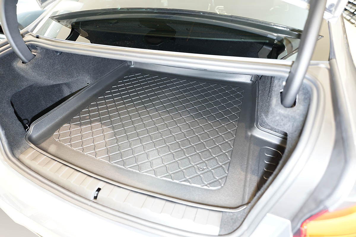 Tavita portbagaj BMW Seria 3 G20 PHEV fabricatie 07.2019 - prezent, caroserie sedan, X-Drive, portbagaj superior, podea variabila in pozitie superioara #1