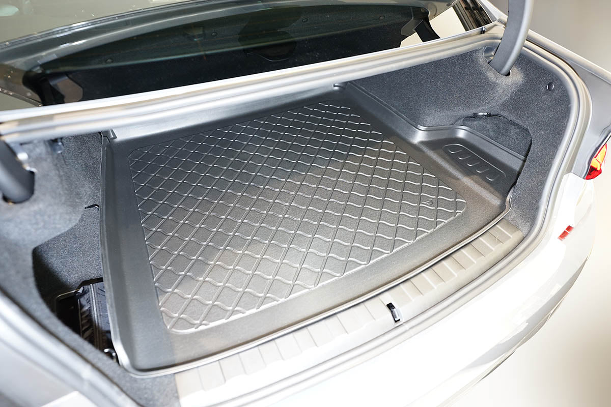 Tavita portbagaj BMW Seria 3 G20 PHEV fabricatie 07.2019 - prezent, caroserie sedan, portbagaj superior, podea variabila in pozitie superioara #1