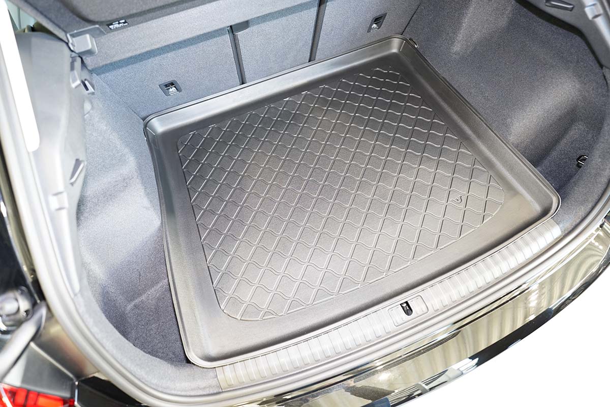 Tavita de portbagaj Audi Q3 II, caroserie SUV, fabricatie 08.2018 - prezent, portbagaj superior #3