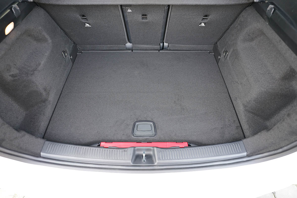 Tavite portbagaj Mercedes B-Class W247 Sports Tourer PHEV, caroserie hatchback, an fabricatie 06.2020 - prezent | 194020BSC